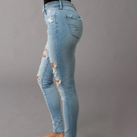 AMERICAN EAGLE NEXT LEVEL STRETCH CURVY HOGH ROSE RIPPED JEGGINGS - 12 31W - Picture 2 of 6
